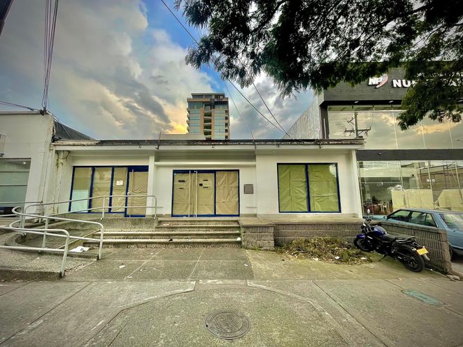 Local en venta en La Castellana, Armenia, 338 m² · foto 5 de 6