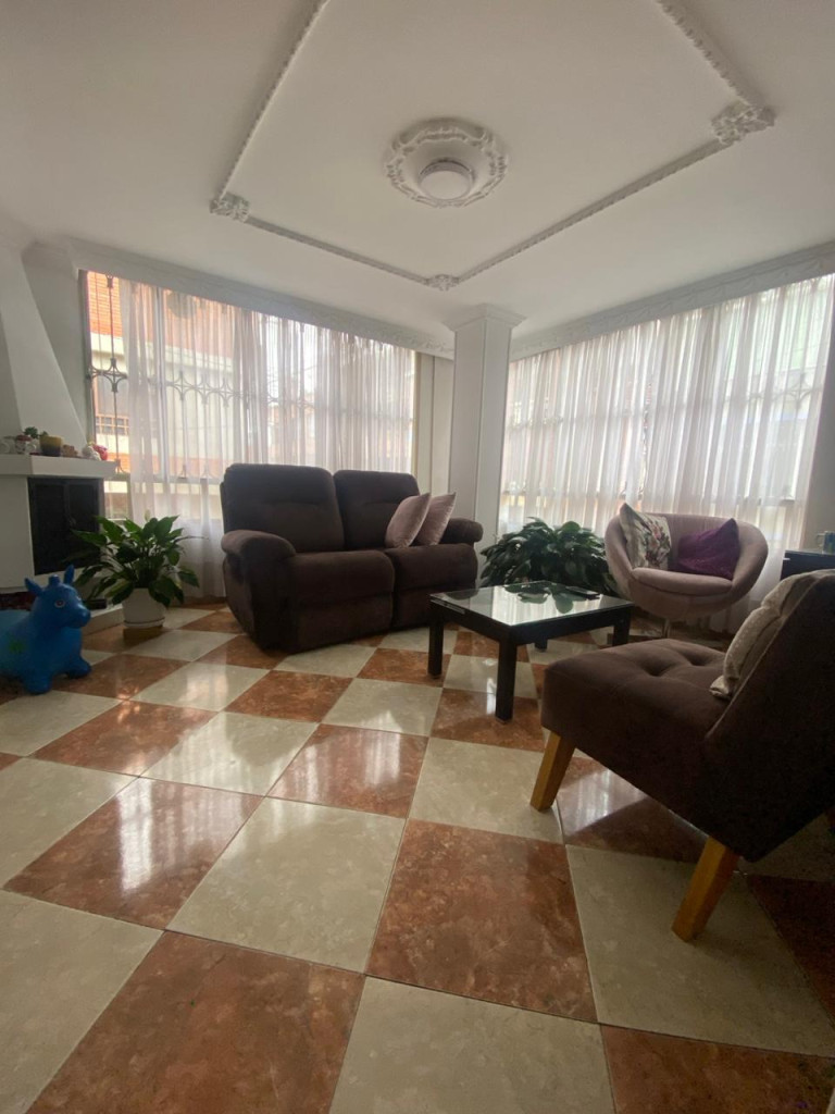 Casa en venta en Bosques De Mariana, Bogotá · foto 3 de 16