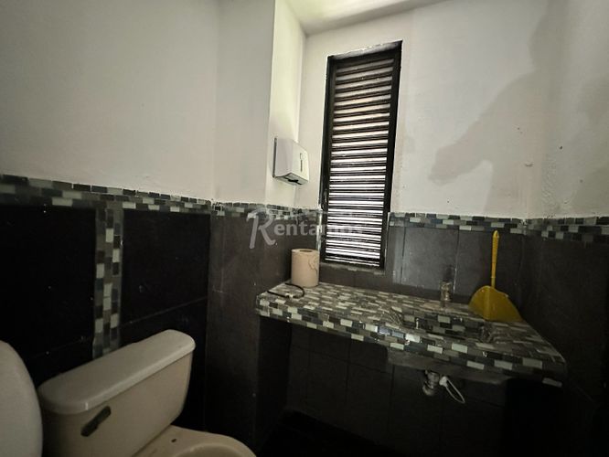 Local en arriendo en La Tablacita, La Estrella, 125 m² · foto 10 de 24