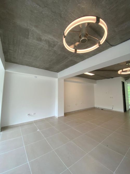 Local en venta en Abadías, Floridablanca, 90 m² · foto 13 de 18