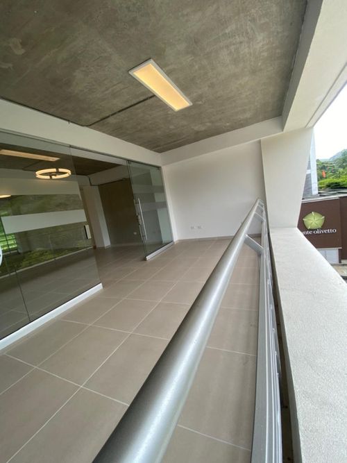 Local en venta en Abadías, Floridablanca, 90 m² · foto 15 de 18