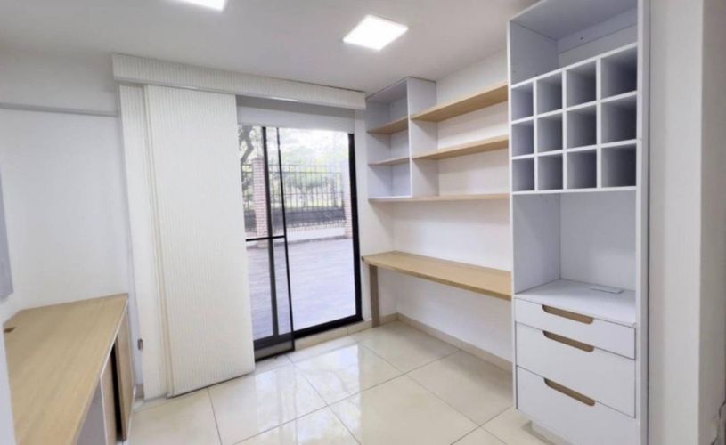 Apartamento de 3 alcobas en venta en La Flora, Cali, 206 m² · foto 21 de 24