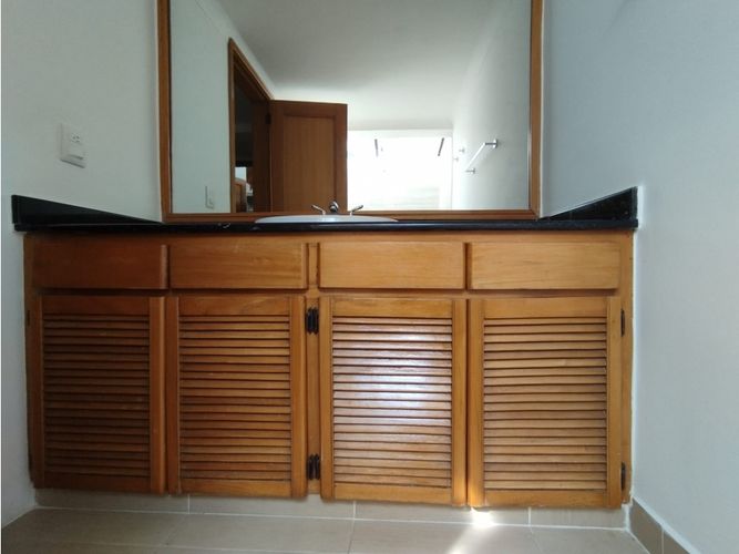 Casa de 3 alcobas en venta en El Diamante No. 2, Medellín, 229 m² · foto 24 de 24