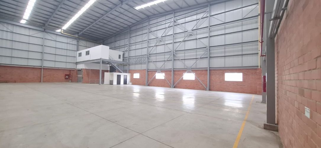Bodega en arriendo en Arroyohondo, Yumbo, 800 m² · foto 8 de 22
