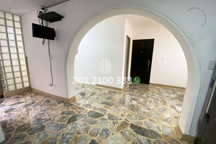 Casa de 5 alcobas en venta en Estadio, Medellín, 160 m² · foto 8 de 24