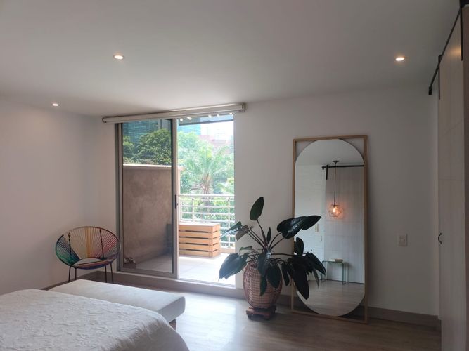 Apartamento de 2 alcobas en arriendo en El Poblado, Medellín, 114 m² · foto 10 de 17