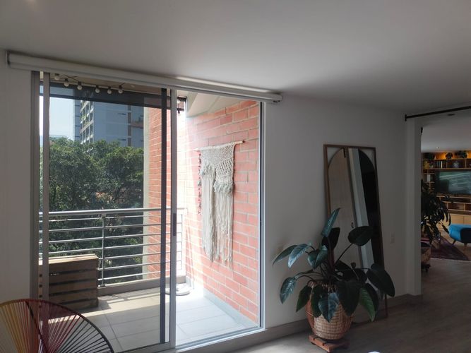 Apartamento de 2 alcobas en arriendo en El Poblado, Medellín, 114 m² · foto 12 de 17
