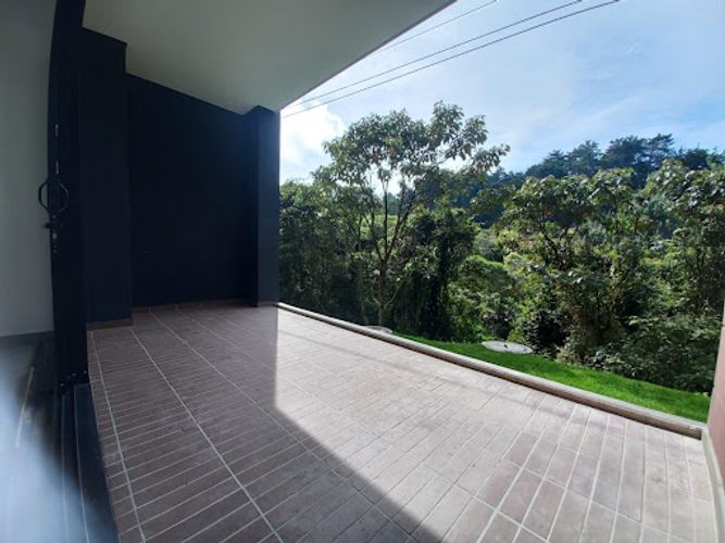 Oficina en arriendo en Las Palmas, Envigado, 131 m² · foto 2 de 11