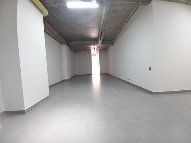 Oficina en arriendo en Las Palmas, Envigado, 131 m² · foto 8 de 11