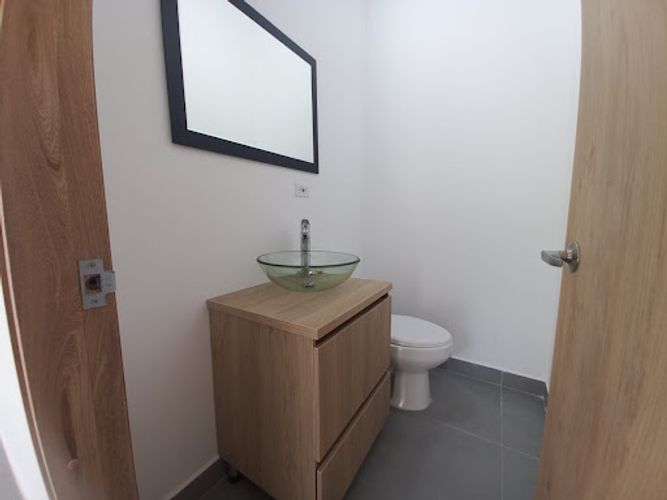 Oficina en arriendo en Las Palmas, Envigado, 131 m² · foto 11 de 11