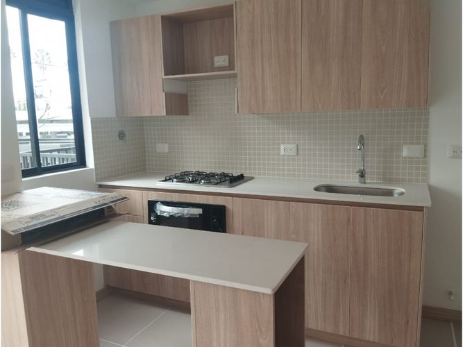 Apartamento de 2 alcobas en arriendo en La Ceja, 70 m² · foto 2 de 14