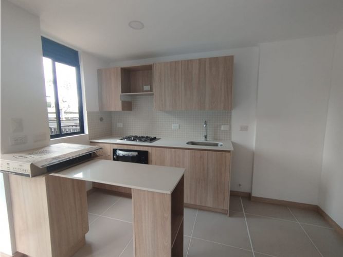 Apartamento de 2 alcobas en arriendo en La Ceja, 70 m² · foto 3 de 14