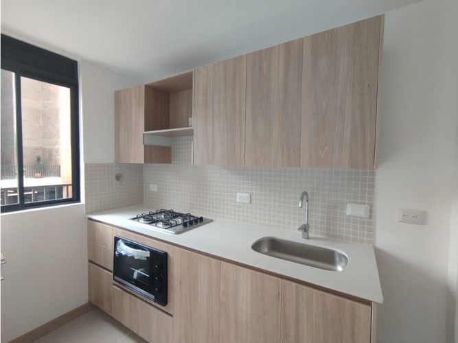 Apartamento de 2 alcobas en arriendo en La Ceja, 70 m² · foto 4 de 14