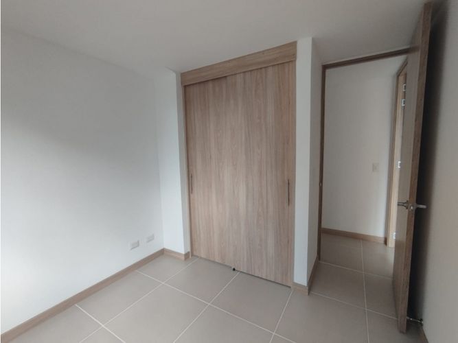 Apartamento de 2 alcobas en arriendo en La Ceja, 70 m² · foto 8 de 14