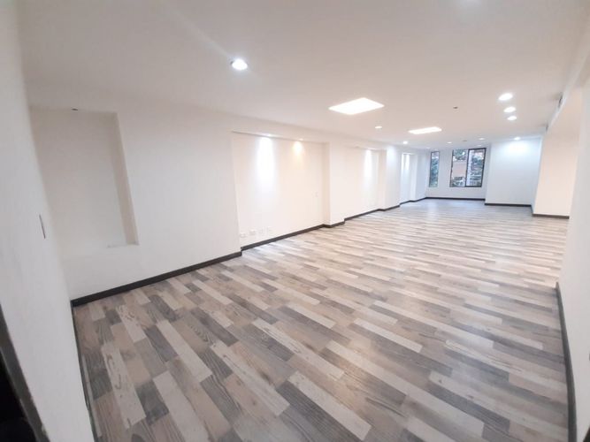 Local en venta en Laureles, Medellín, 170 m² · foto 10 de 21