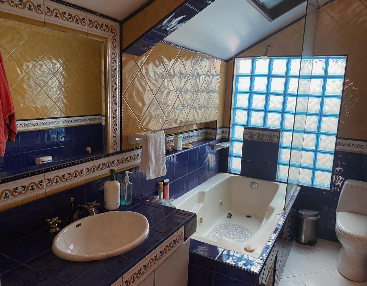 Casa en venta en Cerros De Niza, Bogotá · foto 13 de 19