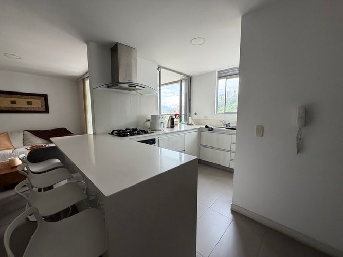 Apartamento en venta en Castropol, Medellín · foto 5 de 15