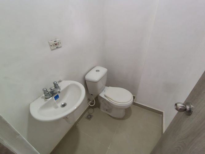 Local en arriendo en Laureles, Medellín, 18 m² · foto 5 de 13