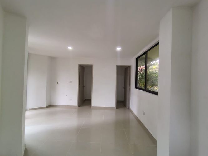 Local en arriendo en Laureles, Medellín, 18 m² · foto 10 de 13