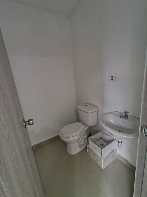 Local en arriendo en Laureles, Medellín, 18 m² · foto 12 de 13