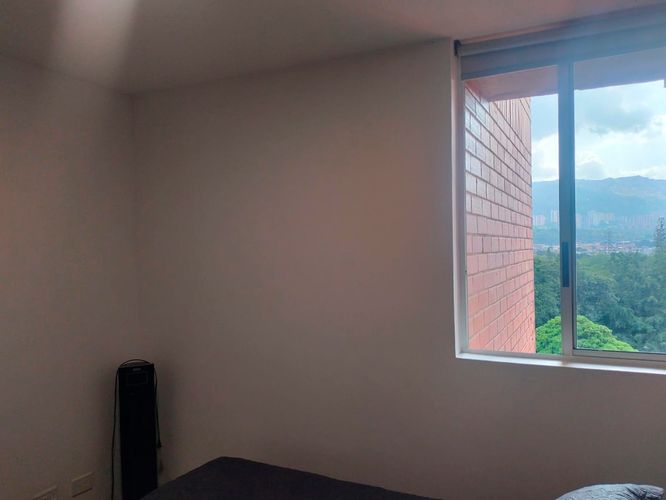 Apartamento de 2 alcobas en arriendo en El Poblado, Medellín, 75 m² · foto 11 de 16