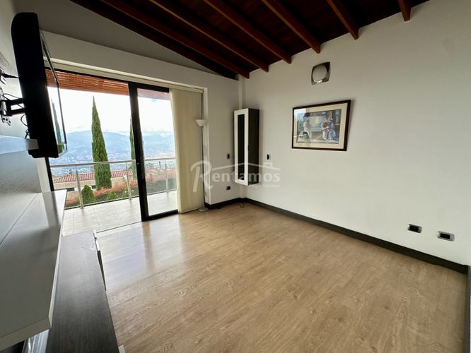 Casa de 3 alcobas en venta en Altos Del Poblado, Medellín, 450 m² · foto 12 de 24