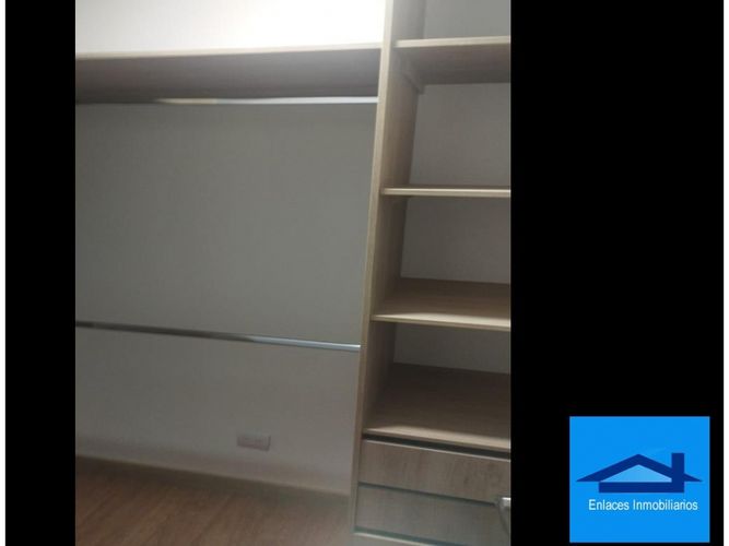 Apartamento de 2 alcobas en venta en Suramérica, Itagüí, 80 m² · foto 4 de 13