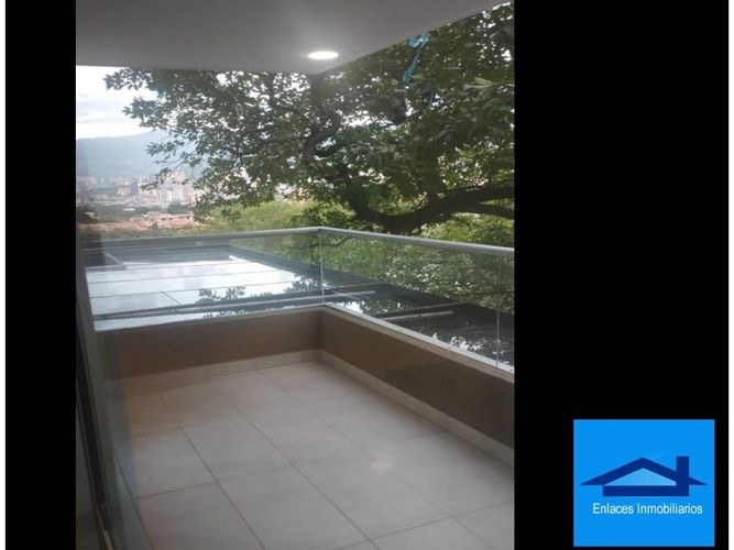 Apartamento de 2 alcobas en venta en Suramérica, Itagüí, 80 m² · foto 11 de 13