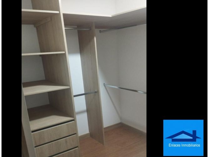 Apartamento de 2 alcobas en venta en Suramérica, Itagüí, 80 m² · foto 12 de 13