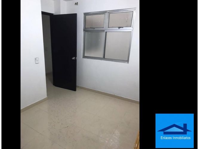 Apartamento de 3 alcobas en venta en San Fernando, Itagüí, 83 m² · foto 4 de 13