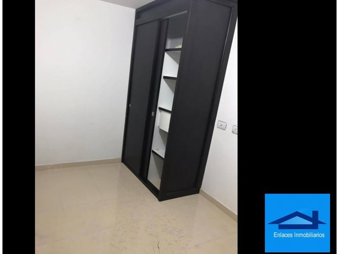Apartamento de 3 alcobas en venta en San Fernando, Itagüí, 83 m² · foto 12 de 13
