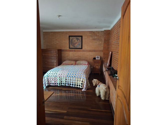 Casa de 5 alcobas en venta en Loma De San Jose, Sabaneta, 467 m² · foto 9 de 24