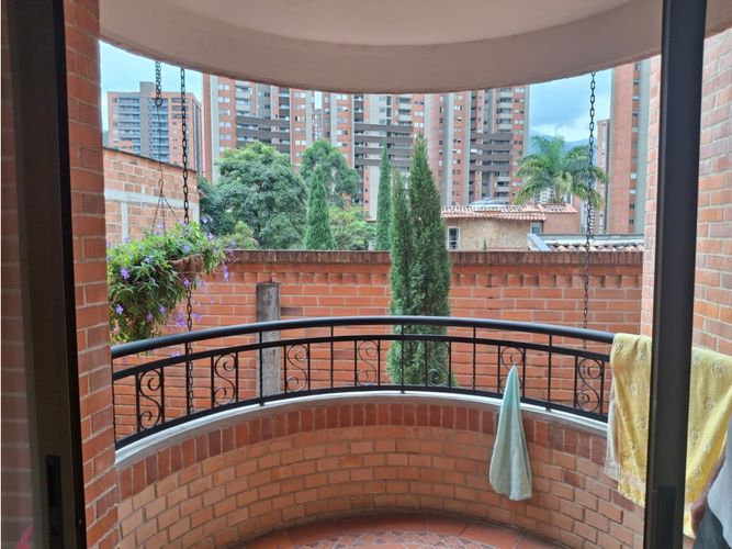 Casa de 5 alcobas en venta en Loma De San Jose, Sabaneta, 467 m² · foto 20 de 24
