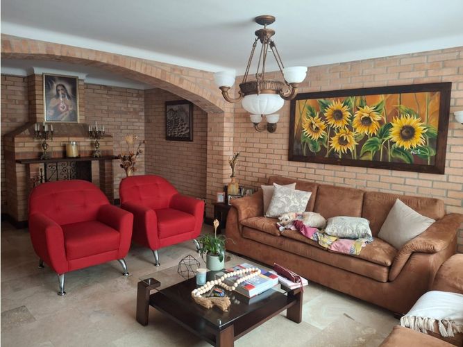 Casa de 5 alcobas en venta en Loma De San Jose, Sabaneta, 467 m² · foto 21 de 24