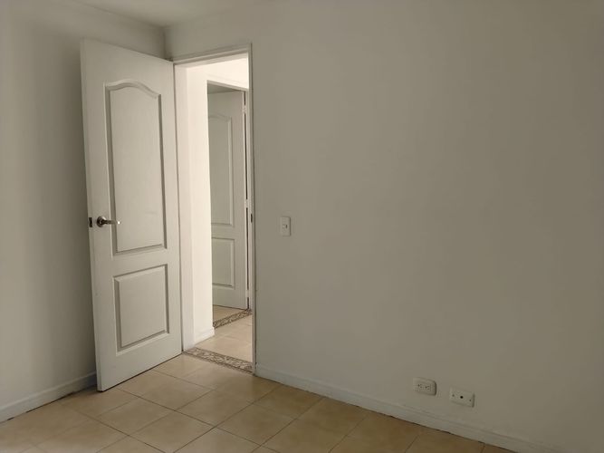 Apartamento de 3 alcobas en arriendo en El Poblado, Medellín, 68 m² · foto 12 de 17