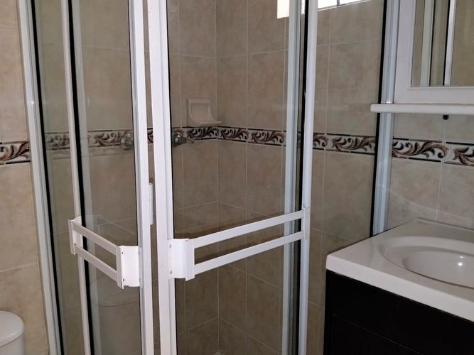 Apartamento de 3 alcobas en arriendo en El Poblado, Medellín, 68 m² · foto 16 de 17