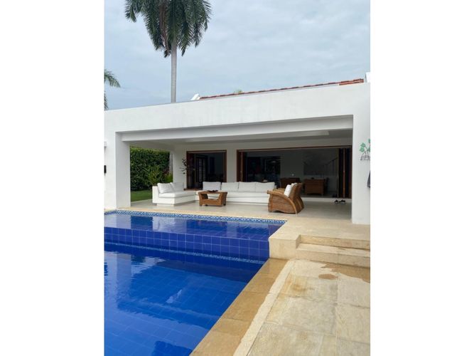 Casa de 5 alcobas en venta en El Paso, Girardot, 336 m² · foto 5 de 21