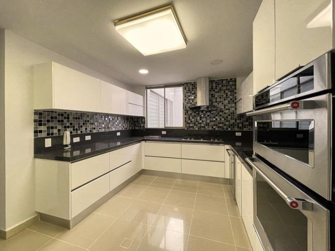 Apartamento en venta en Aguacatal, Cali · foto 7 de 24