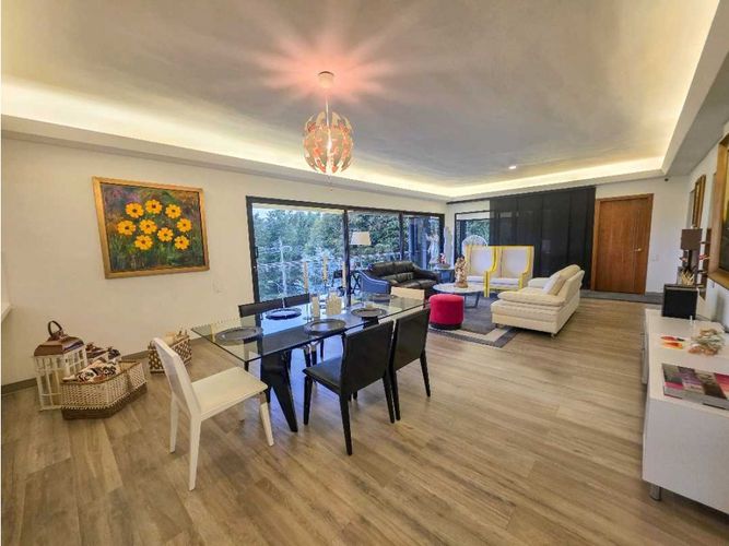 Casa de 6 alcobas en venta en Las Palmas, Envigado, 411 m² · foto 5 de 19