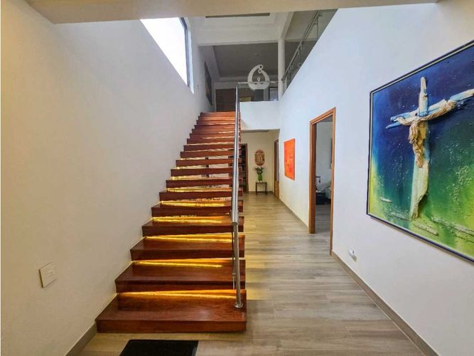 Casa de 6 alcobas en venta en Las Palmas, Envigado, 411 m² · foto 11 de 19