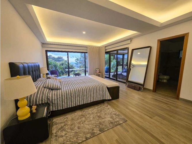 Casa de 6 alcobas en venta en Las Palmas, Envigado, 411 m² · foto 18 de 19