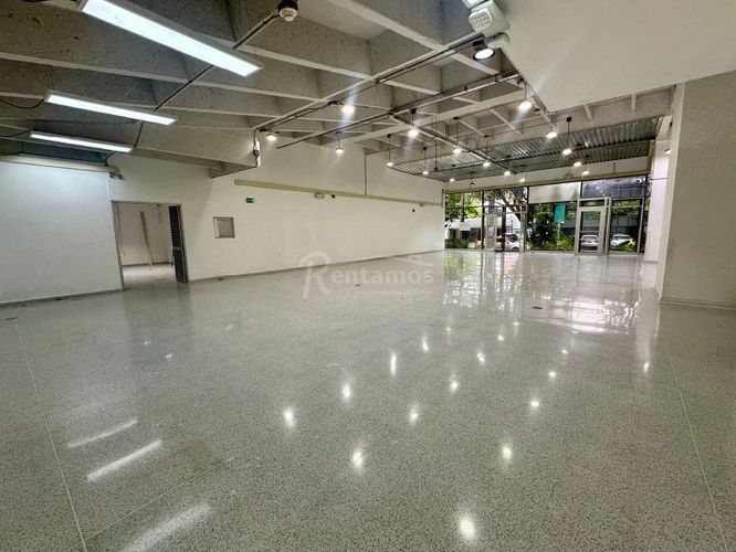 Local en venta en Zuñiga, Medellín, 259 m² · foto 4 de 11