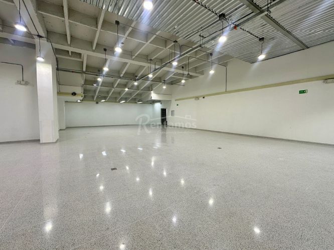 Local en venta en Zuñiga, Medellín, 259 m² · foto 5 de 11