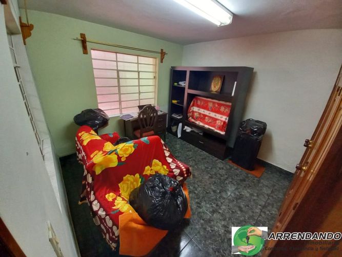 Casa de 9 alcobas en venta en El Poblado, Medellín, 335 m² · foto 10 de 24