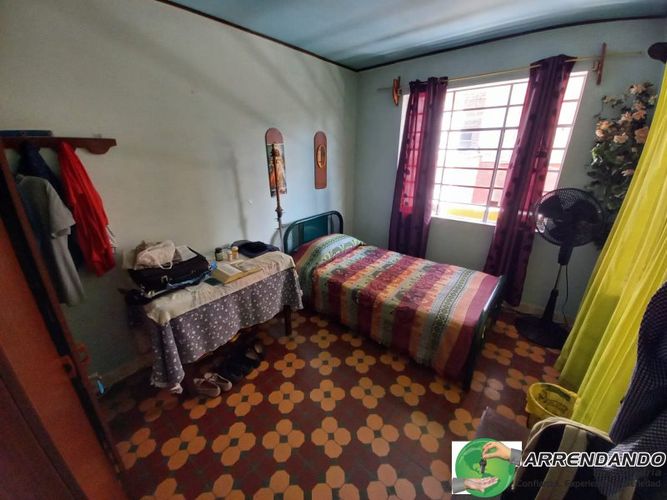 Casa de 9 alcobas en venta en El Poblado, Medellín, 335 m² · foto 12 de 24