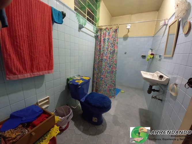 Casa de 9 alcobas en venta en El Poblado, Medellín, 335 m² · foto 16 de 24