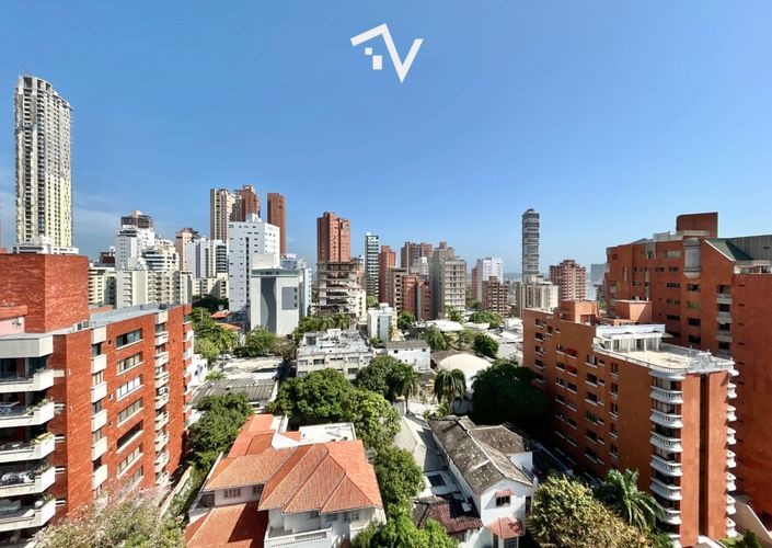 Apartamento de 3 alcobas en venta en Altos Del Prado, Barranquilla, 250 m² · foto 3 de 24