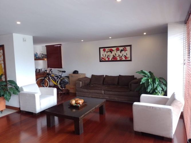 Casa de 4 alcobas en venta en Ciudad Salitre, Bogotá, 360 m² · foto 11 de 17