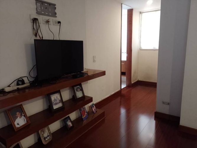 Casa de 4 alcobas en venta en Ciudad Salitre, Bogotá, 360 m² · foto 13 de 17