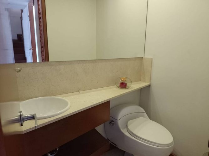 Casa de 4 alcobas en venta en Ciudad Salitre, Bogotá, 360 m² · foto 14 de 17